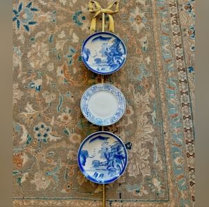 Lillian Vernon Vintage Feminine Bow 1399 Brass Plate Holder Hanging Wall Art